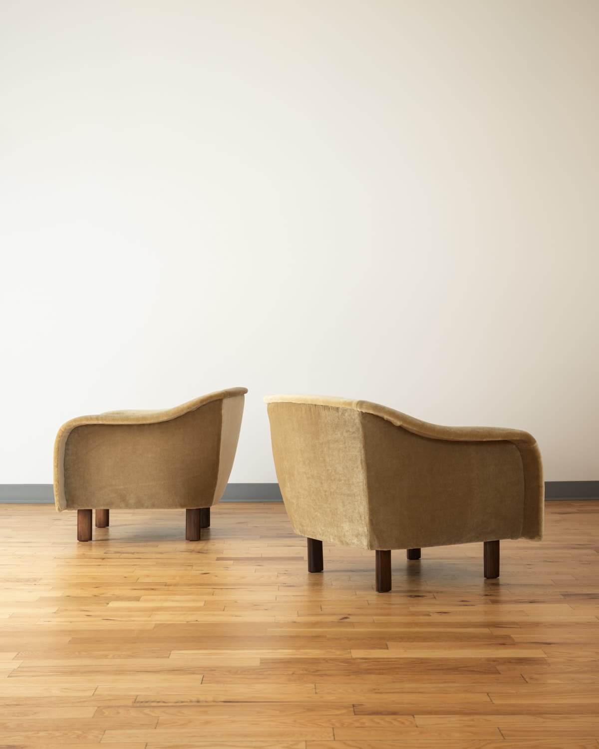 Joaquim Tenreiro, Curved Armchair (2 units), 1948