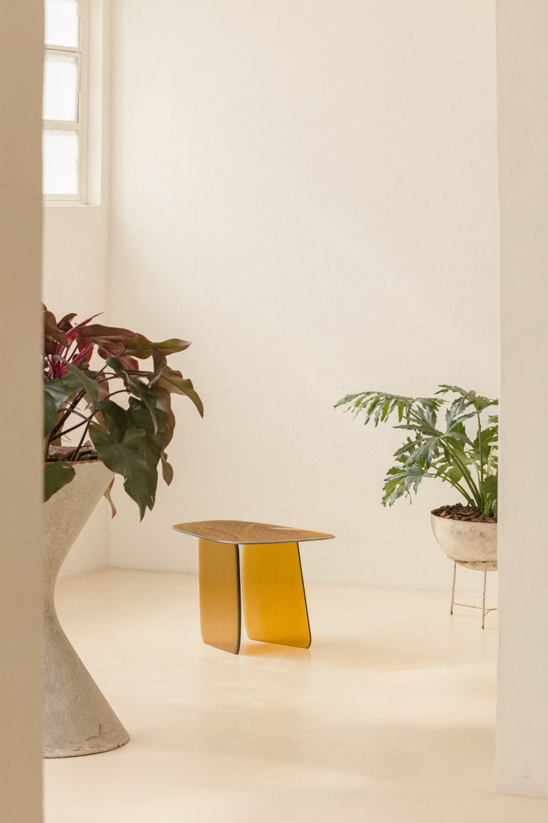 Lucas Recchia, Morfa nº 06 (Ambar Glass), 2019
