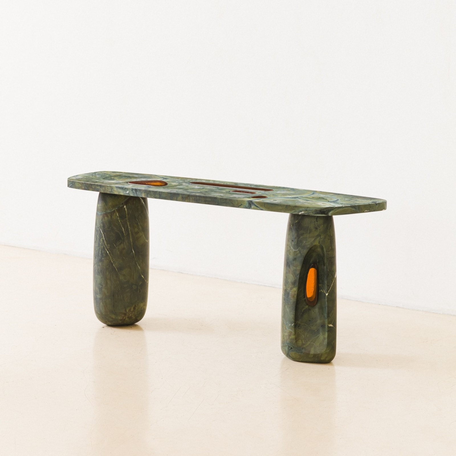 Lucas Recchia, Janelas Sideboard, 2025