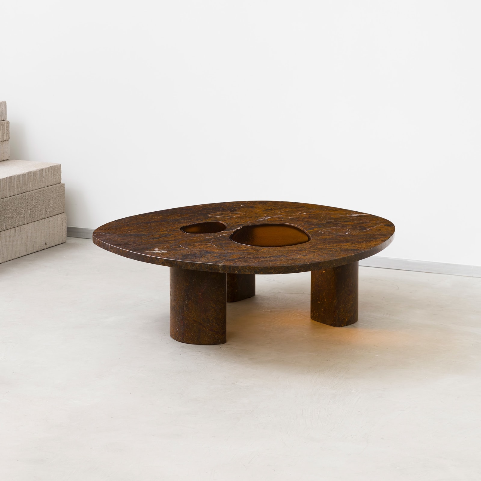 Lucas Recchia, Janelas Coffee Table, 2025