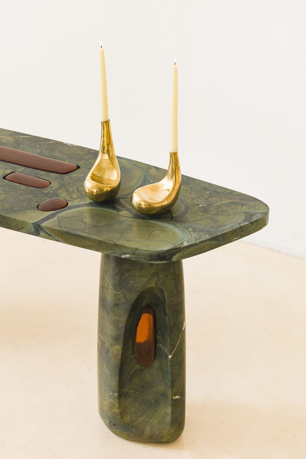 Lucas Recchia, Janelas Sideboard, 2025