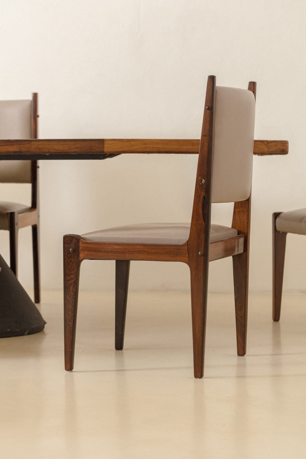 Sergio Rodrigues, Bloch Chairs (4 units), c. 1965