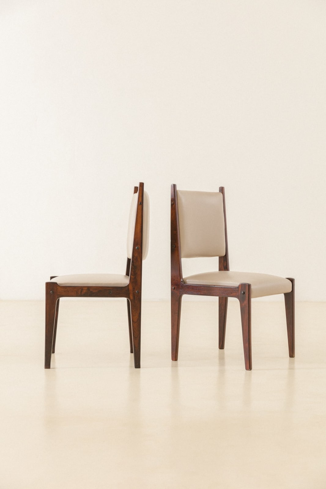 Sergio Rodrigues, Bloch Chairs (4 units), c. 1965