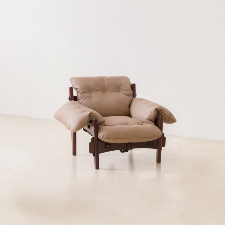Sergio Rodrigues, Moleca Armchair and Ottoman (1 unit), 1963