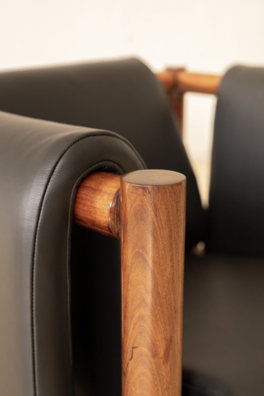 Joaquim Tenreiro, Manta Solta Armchair (2 units), 1955