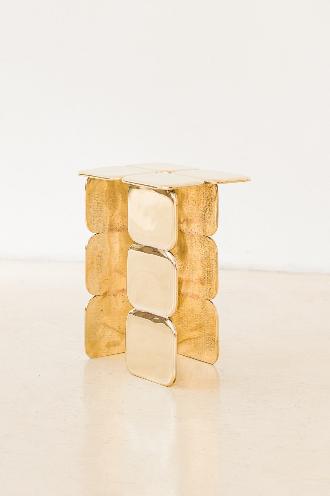 Lucas Recchia, Mosai Side Table, 2025