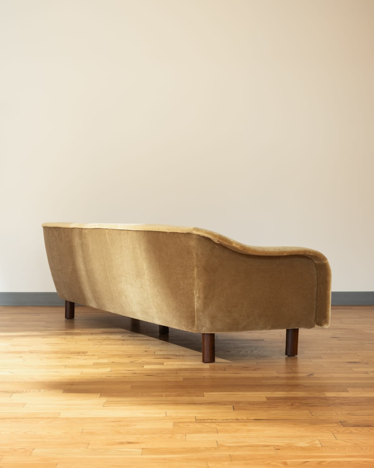 Joaquim Tenreiro, Curved Sofa, c. 1950
