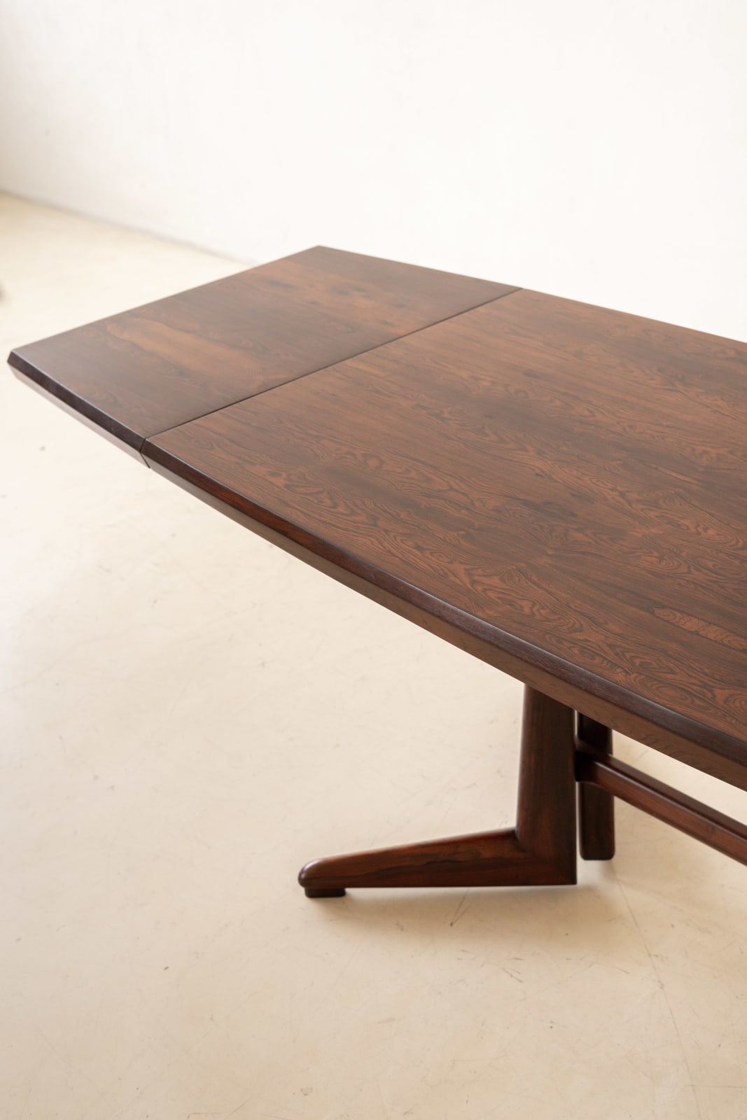 Jean Gillon, Expandable Dining Table, 1964
