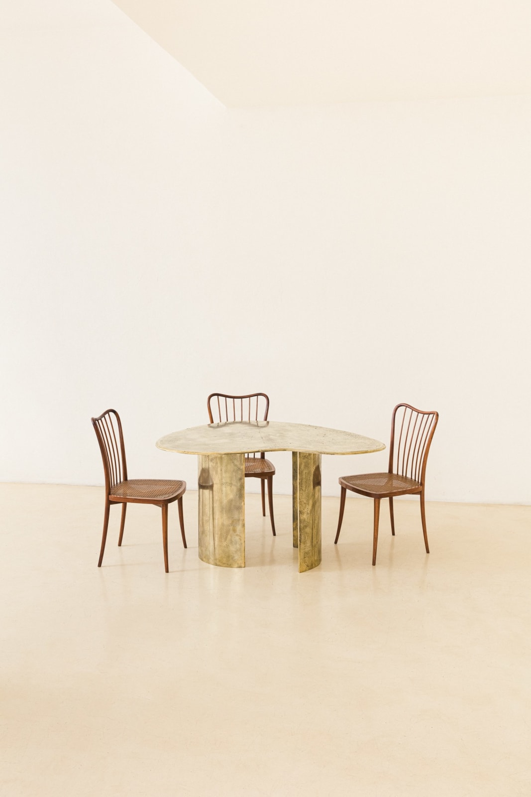 Lucas Recchia, Morfa nº 010 Dining Table, 2024