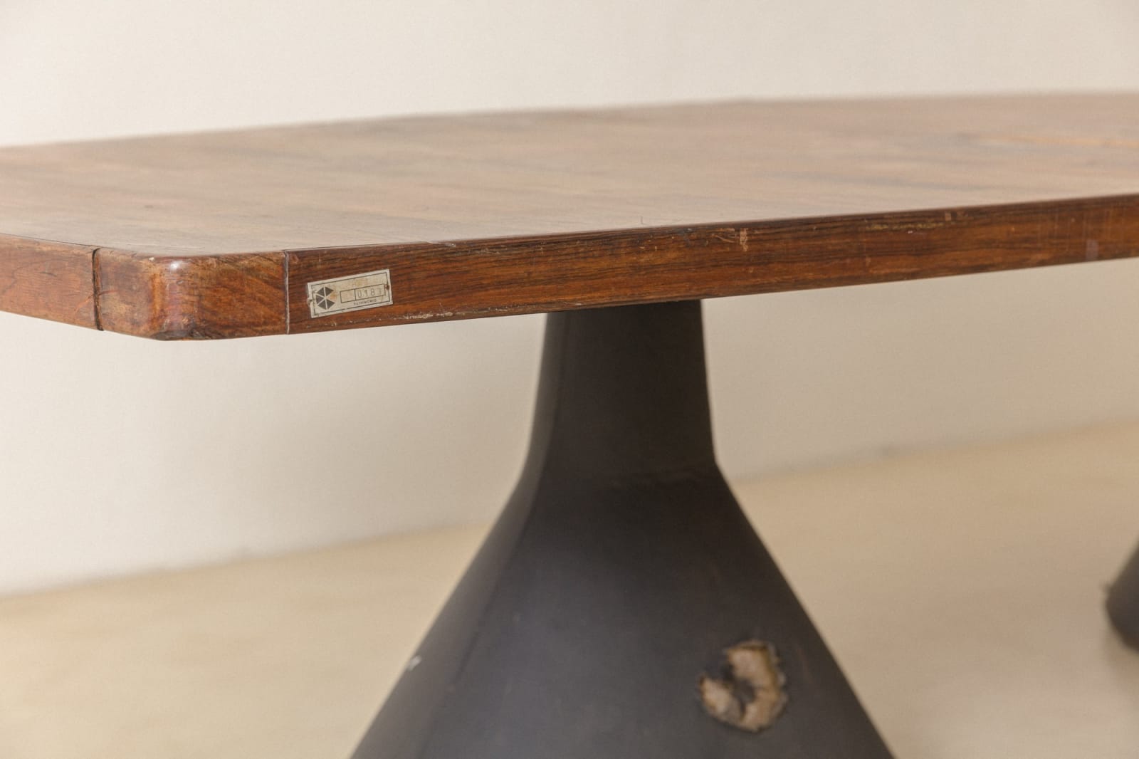 Jorge Zalszupin, Guanabara Table, 1959