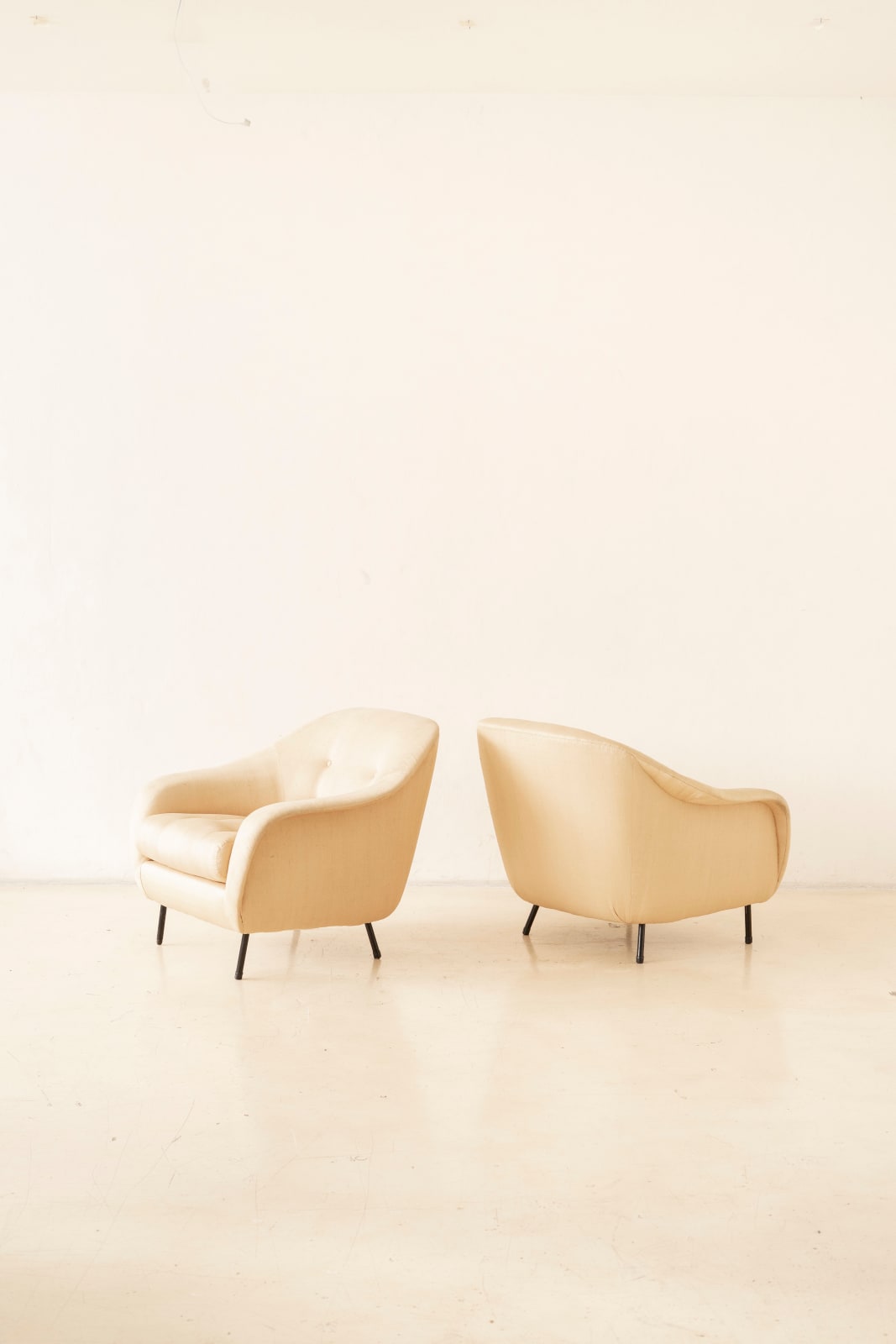 Joaquim Tenreiro, Curved Armchair (2 units), 1948