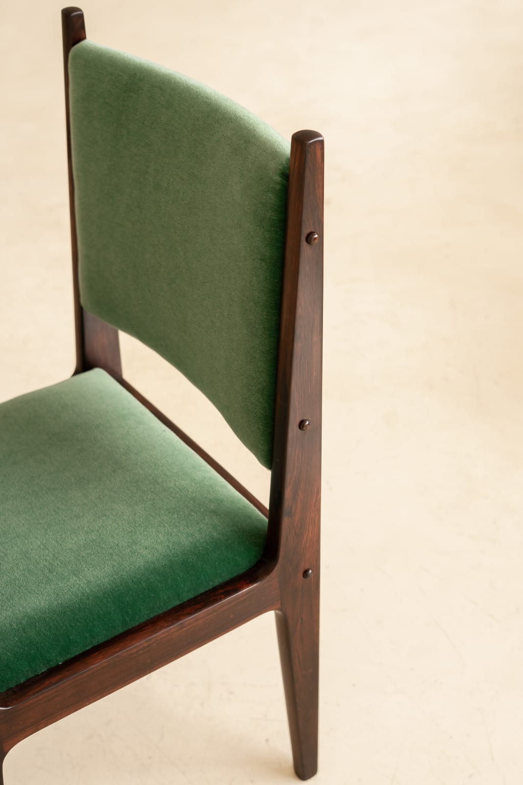 Sergio Rodrigues, Bloch Chairs (8 units), c. 1965
