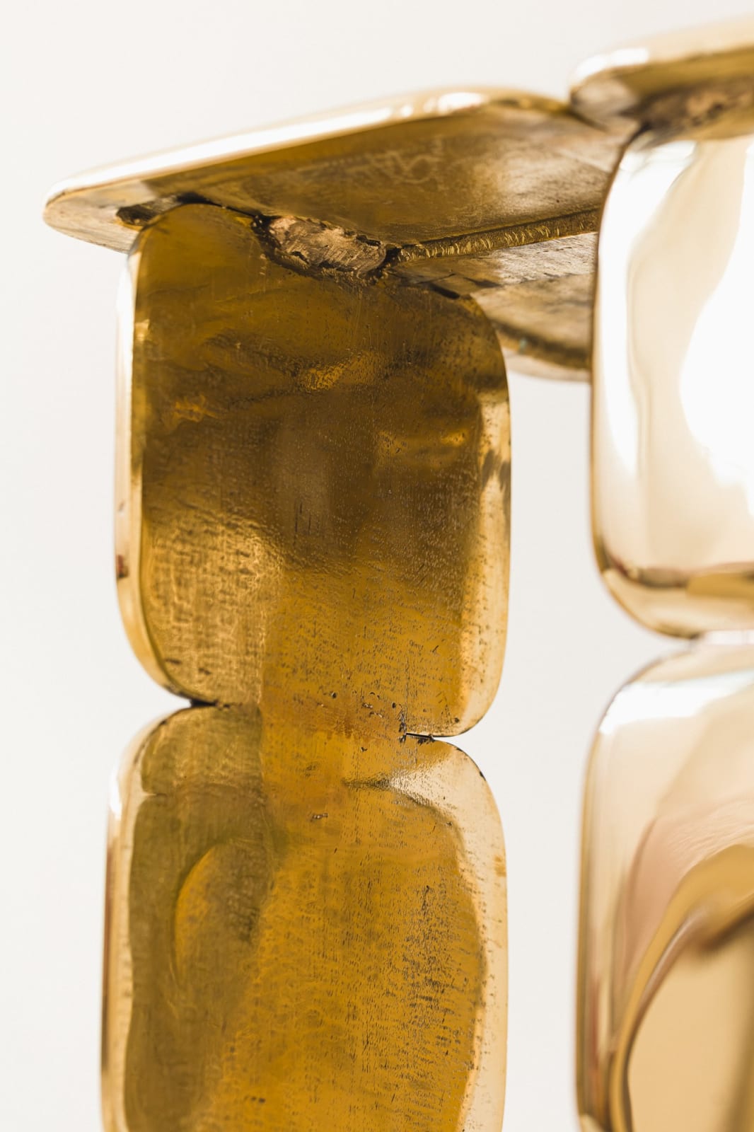 Lucas Recchia, Mosai Side Table, 2025