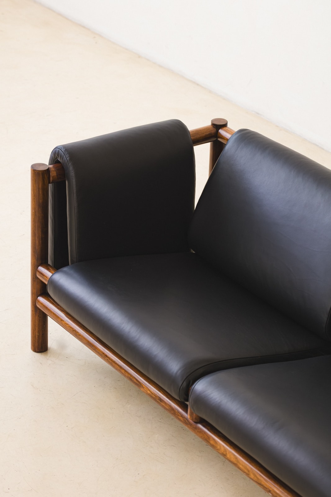 Joaquim Tenreiro, Manta Solta Sofa, 1955