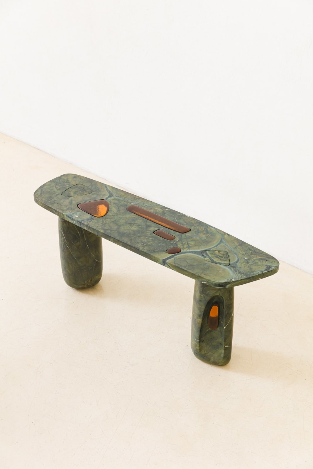 Lucas Recchia, Janelas Sideboard, 2025