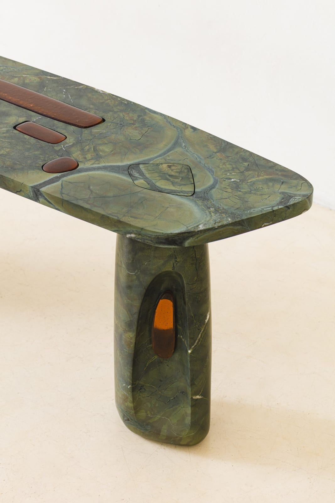 Lucas Recchia, Janelas Sideboard, 2025