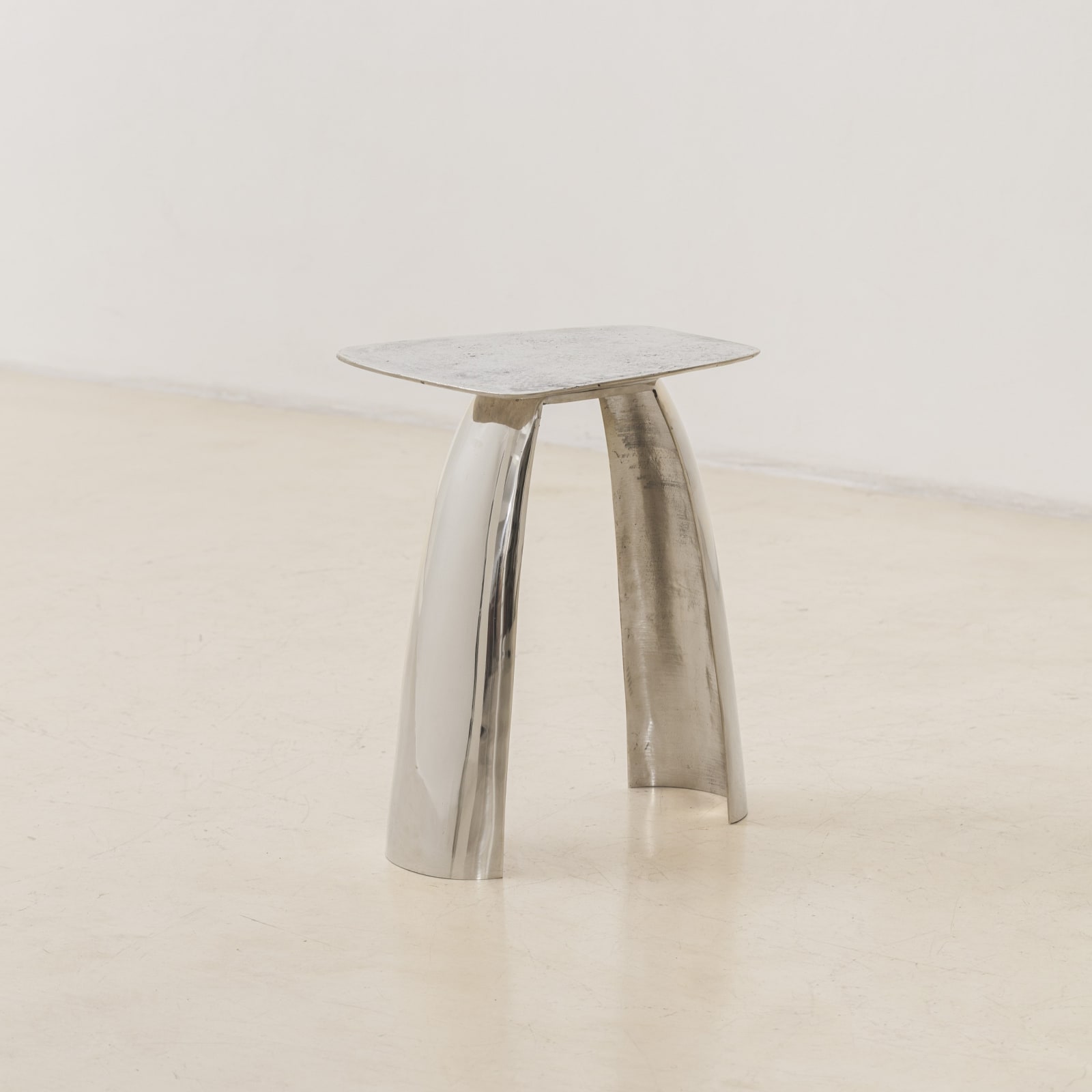 Lucas Recchia, Arco Side Table , 2023