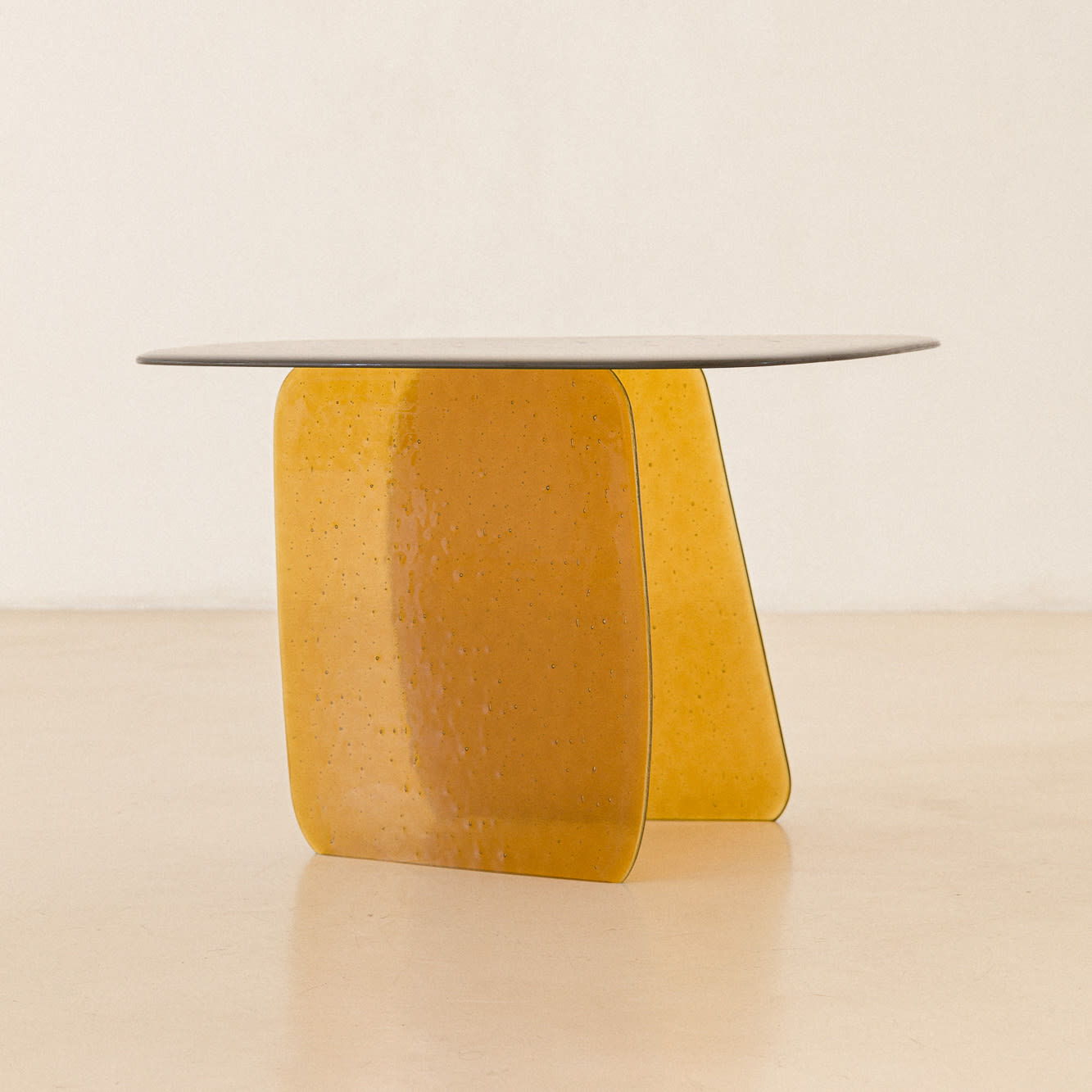 Lucas Recchia, Morfa nº 06 (Ambar Glass), 2019