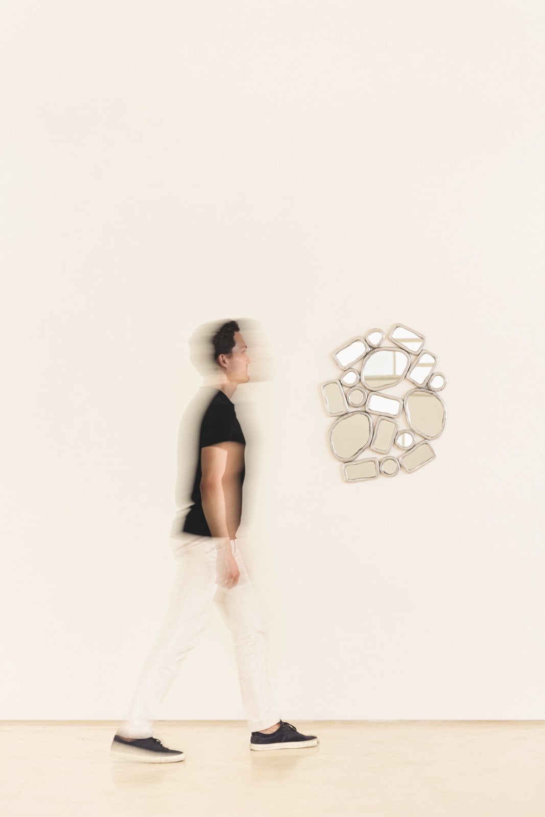 Lucas Recchia, Mirror , 2023