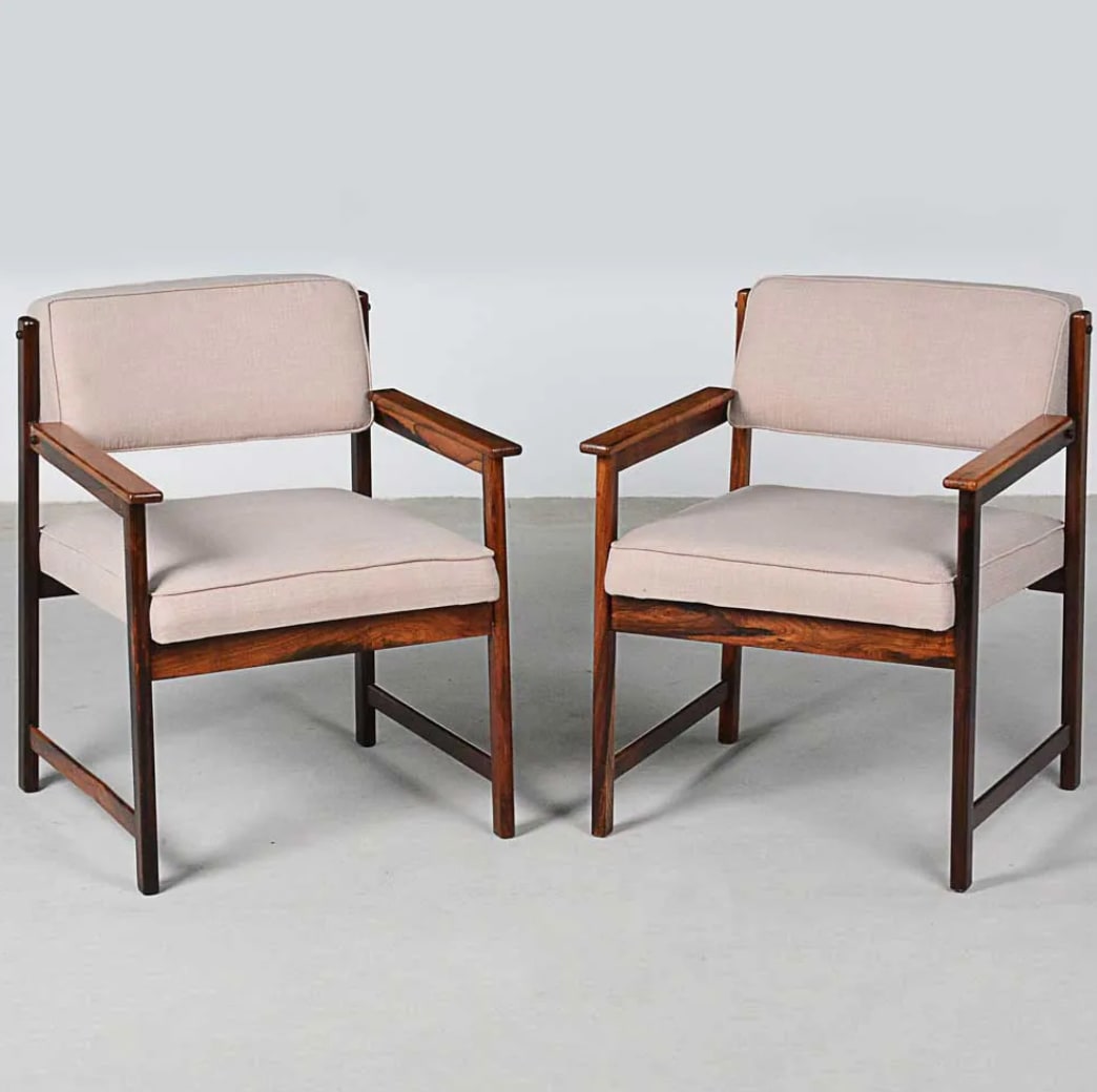 Cantù Móveis e Interiores Ltda., Chair with Armrests (2 units - pair), 1960s