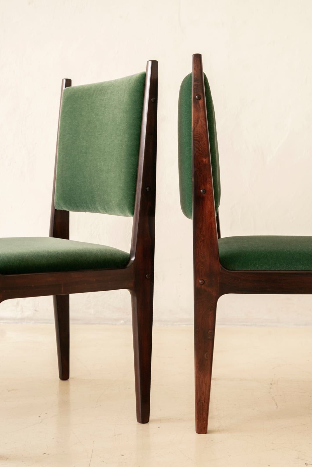 Sergio Rodrigues, Bloch Chairs (8 units), c. 1965