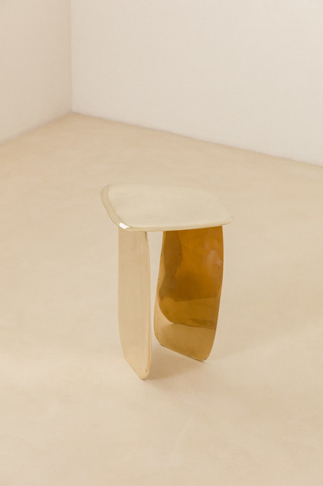 Lucas Recchia, Morfa nº 01 (Polished Bronze), 2019