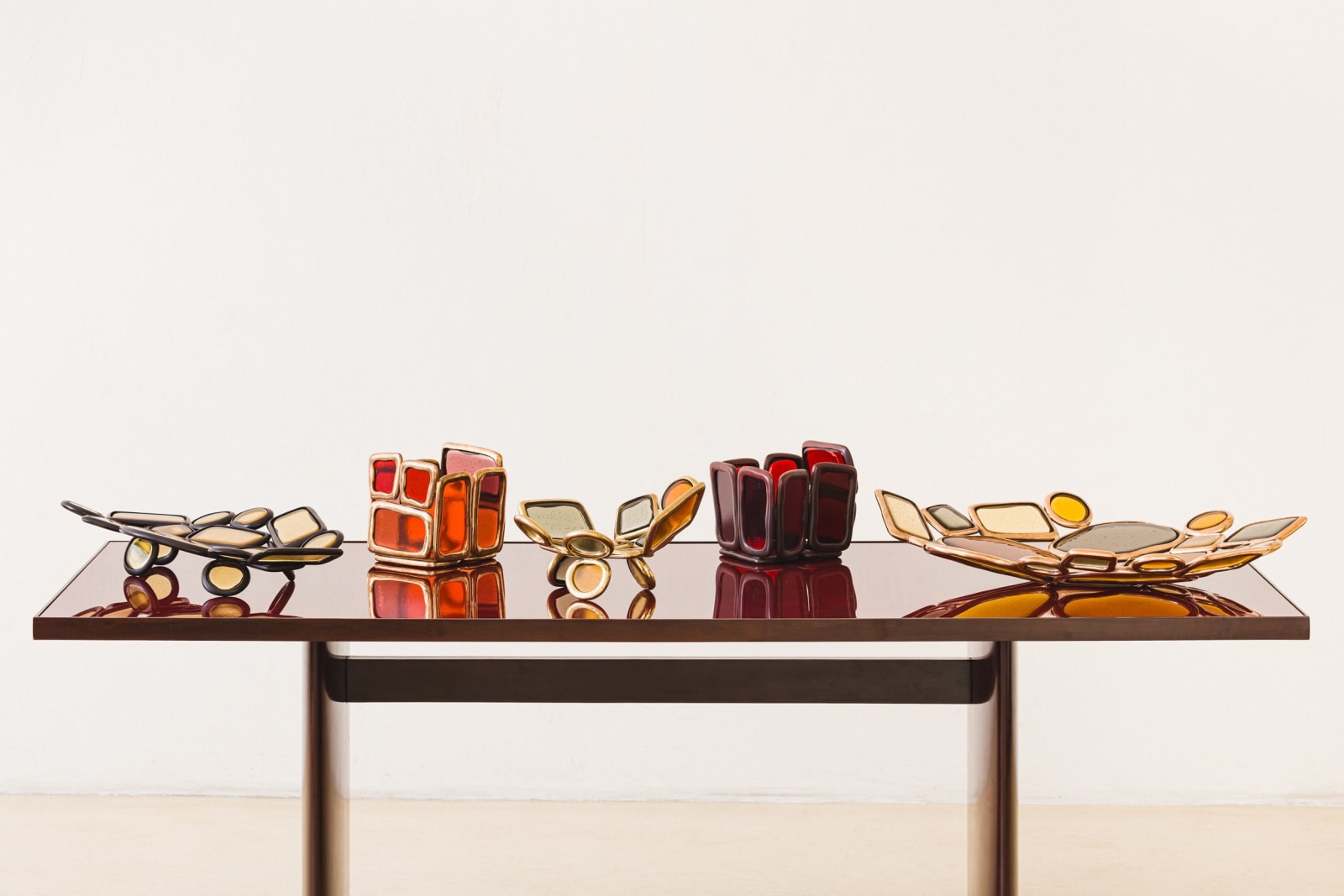 Lucas Recchia, Centerpiece Material Distortion, 2025