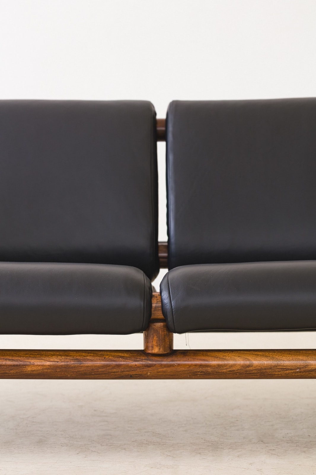Joaquim Tenreiro, Manta Solta Sofa, 1955