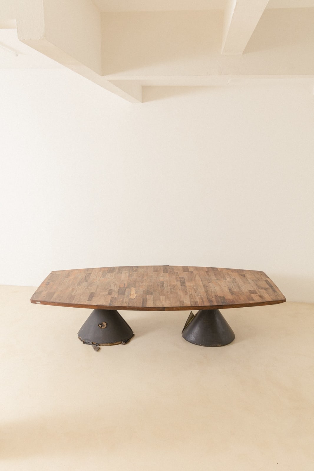 Jorge Zalszupin, Guanabara Table, 1959