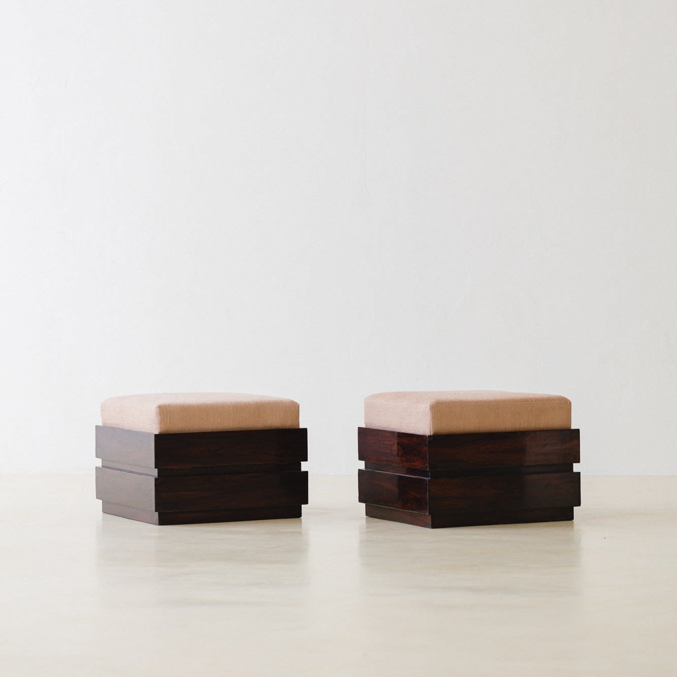 Celina Decorações, Celina Storage Ottoman, 1960