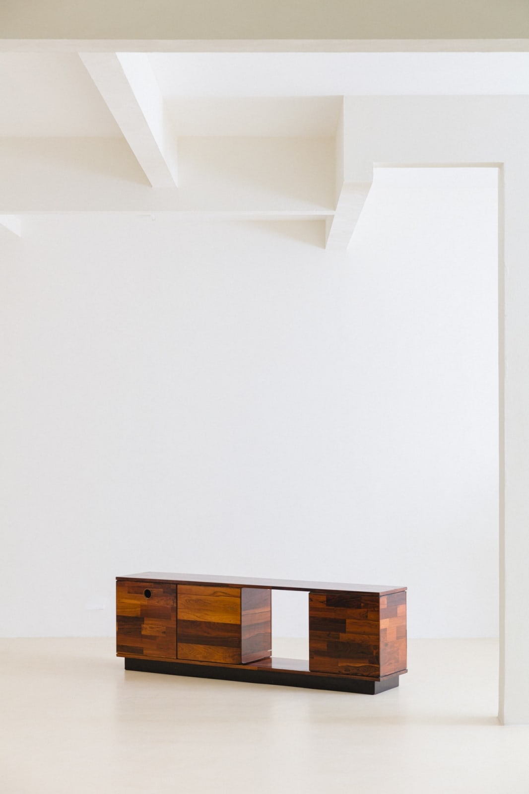 Jorge Zalszupin, Rosewood Credenza 'Brest', 1960s
