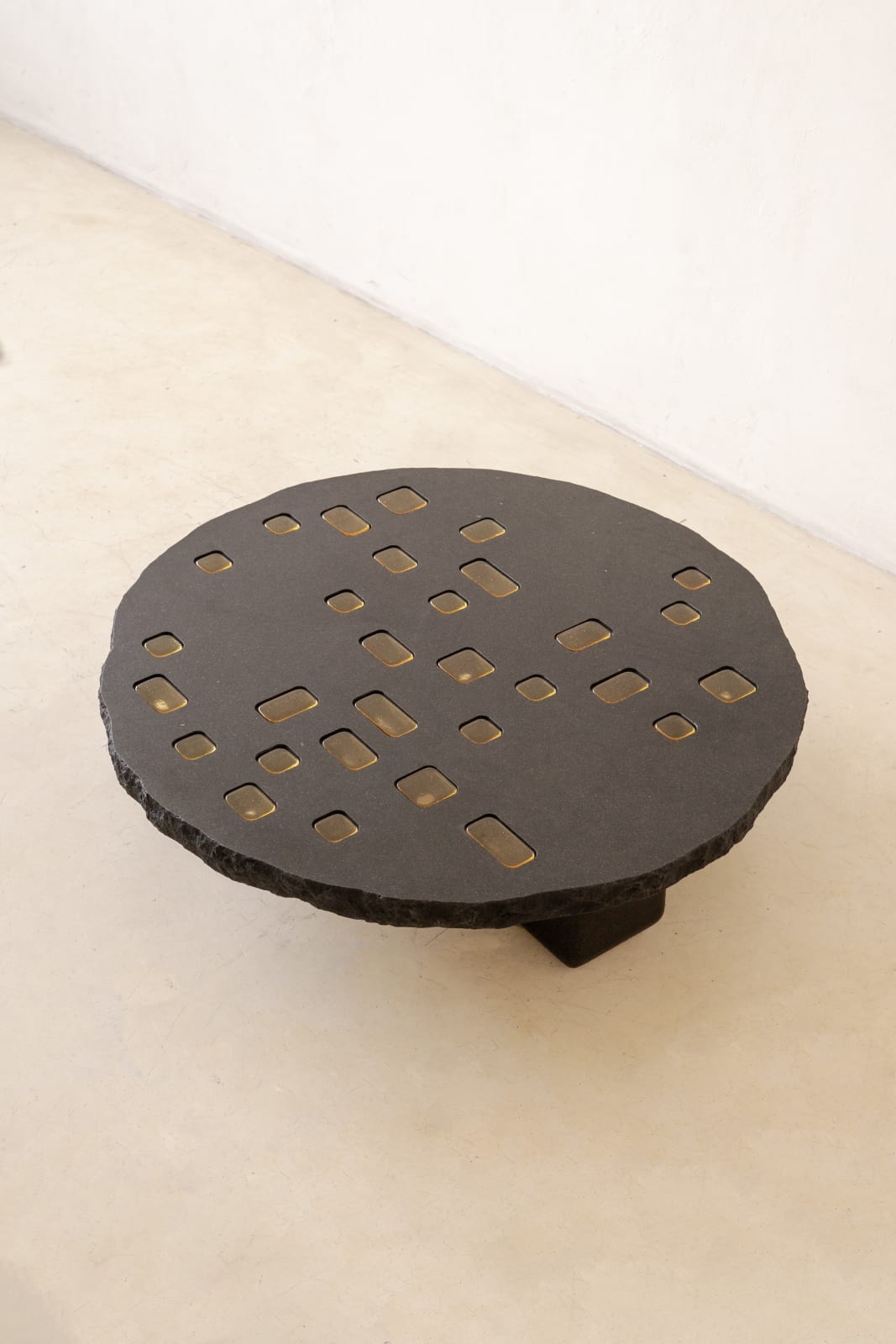 Lucas Recchia, Round Coffee Table, 2025