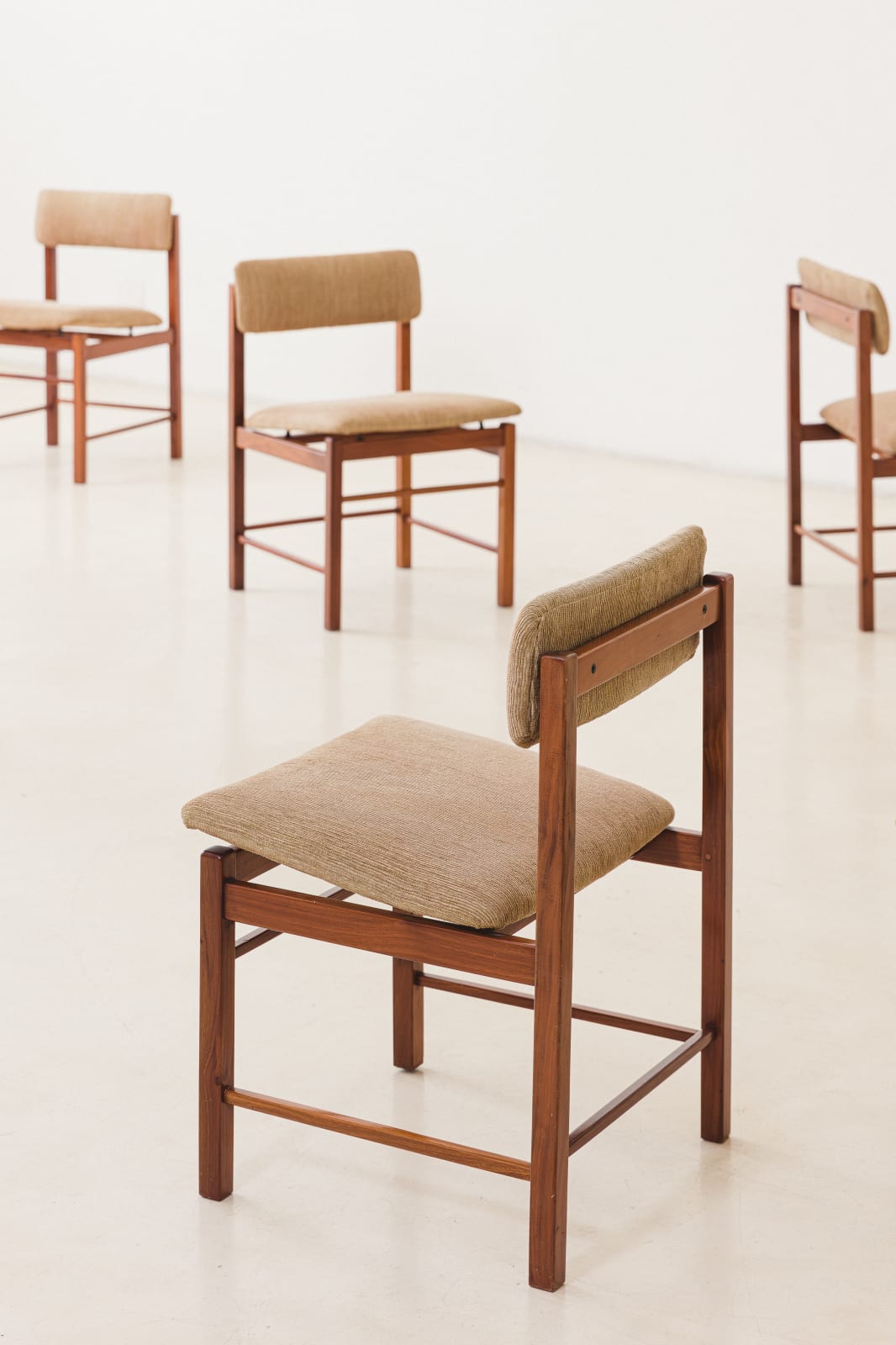 Ernesto Hauner, Dining chair (10 units), 1960s
