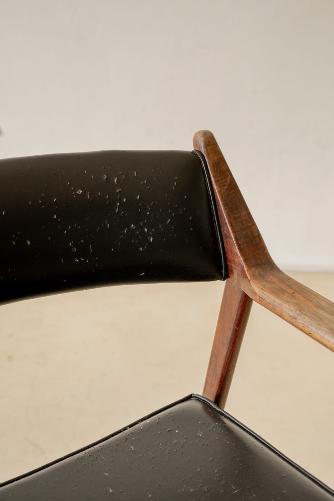 Cantù Móveis e Interiores Ltda., Chair with Armrests , 1960s