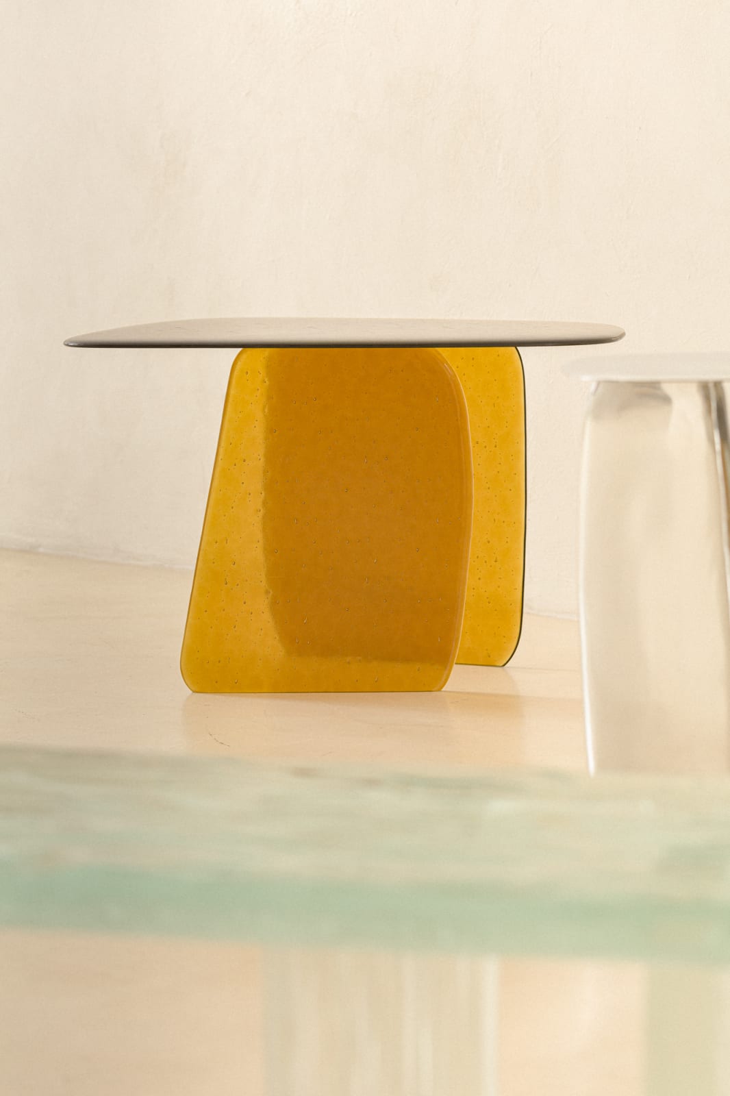 Lucas Recchia, Morfa nº 06 (Ambar Glass), 2019