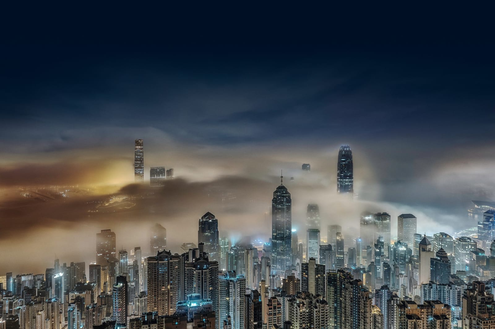 Eddy Li 李秀恒, Victoria Peak, Hong Kong 香港太平山, 2015