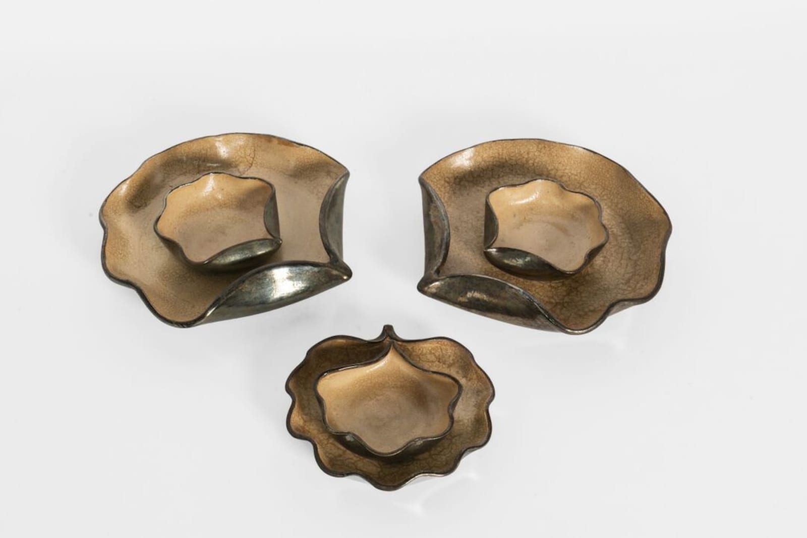 Céramique Arte Forma, Ensemble de 6 plateaux en céramique émaillée , s/d