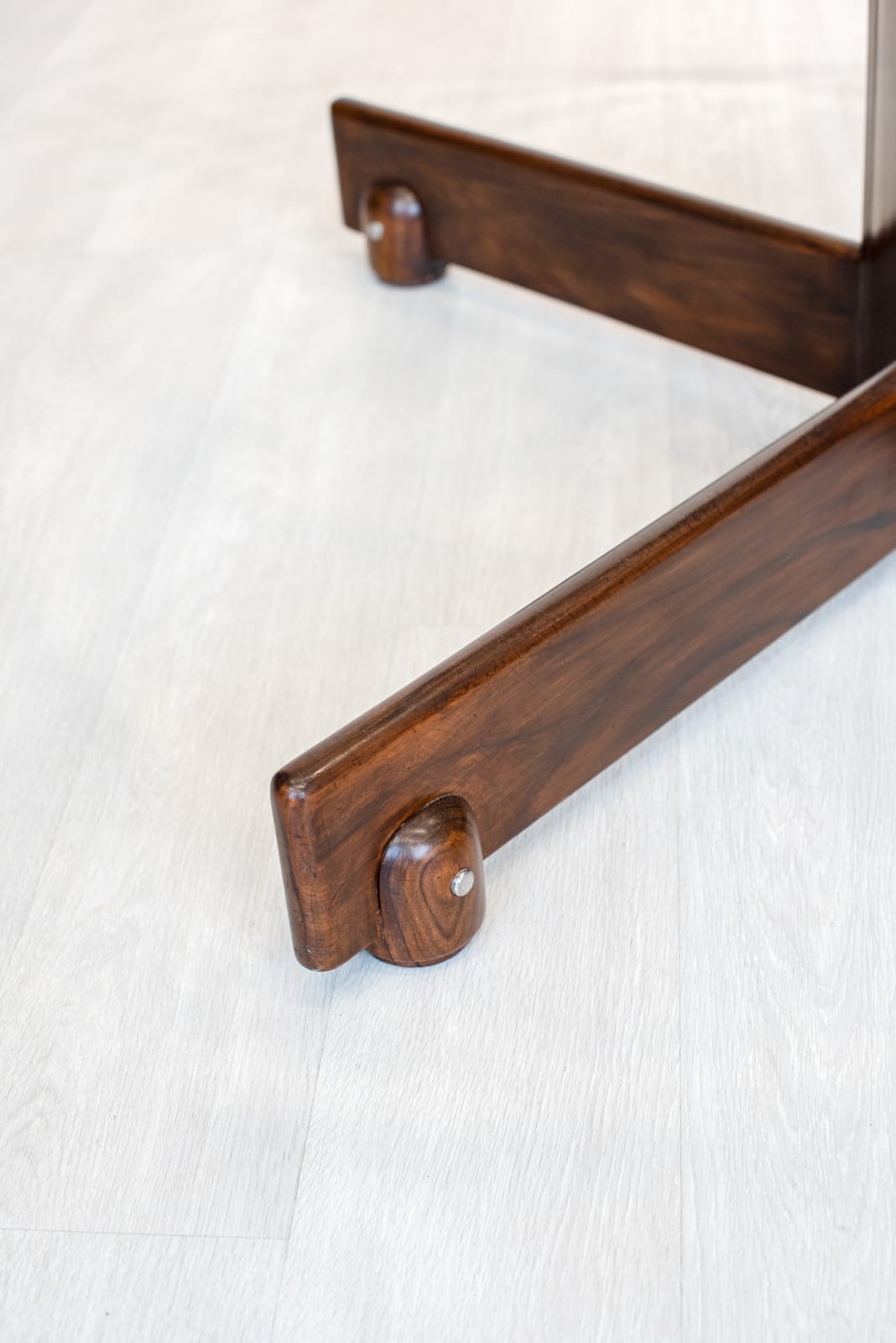 Sergio Rodrigues, Table de salle à manger "Alex"/ "Alex" dining table, c. 1960