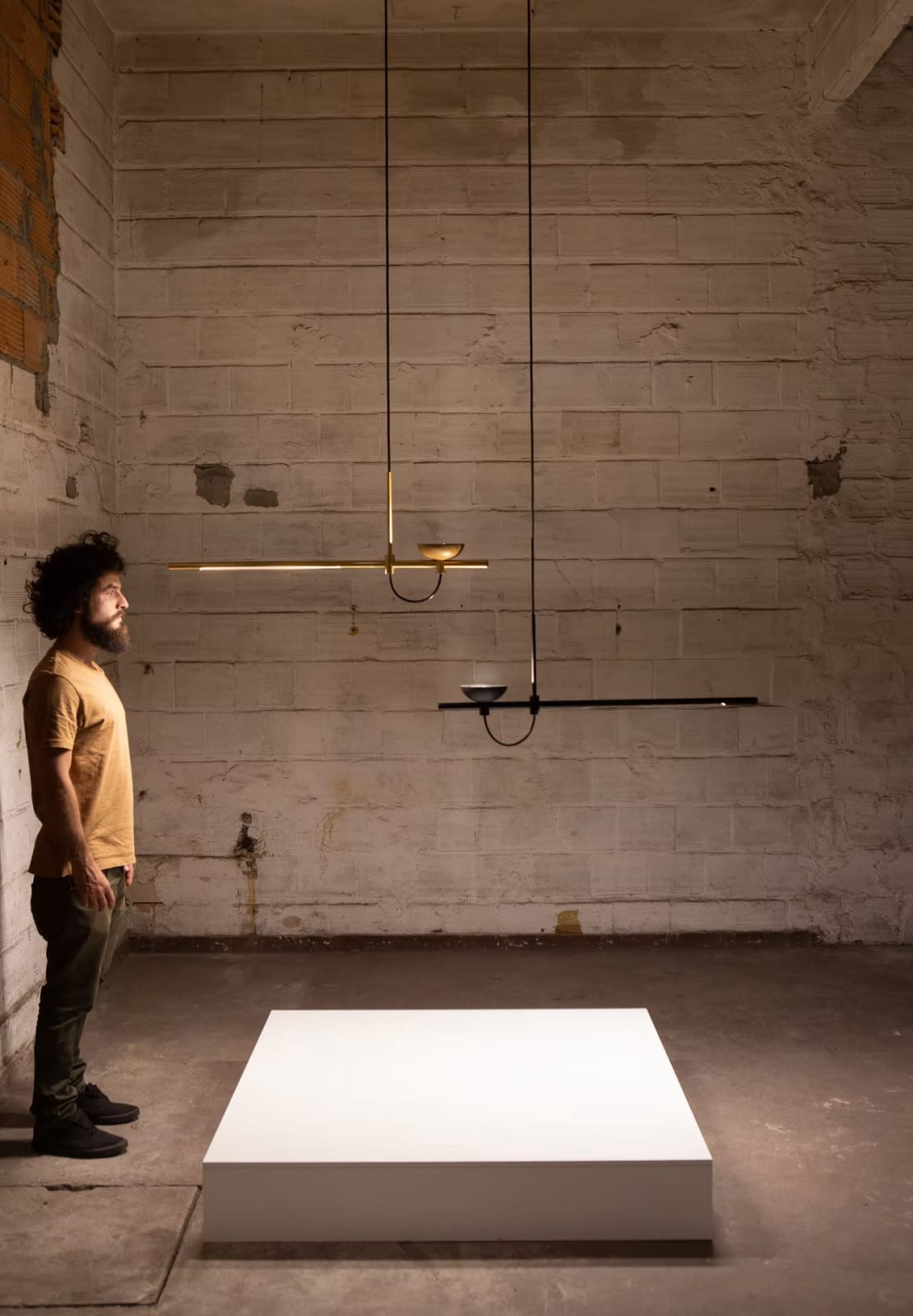 André Ferri, Suspension "Moça", 2018