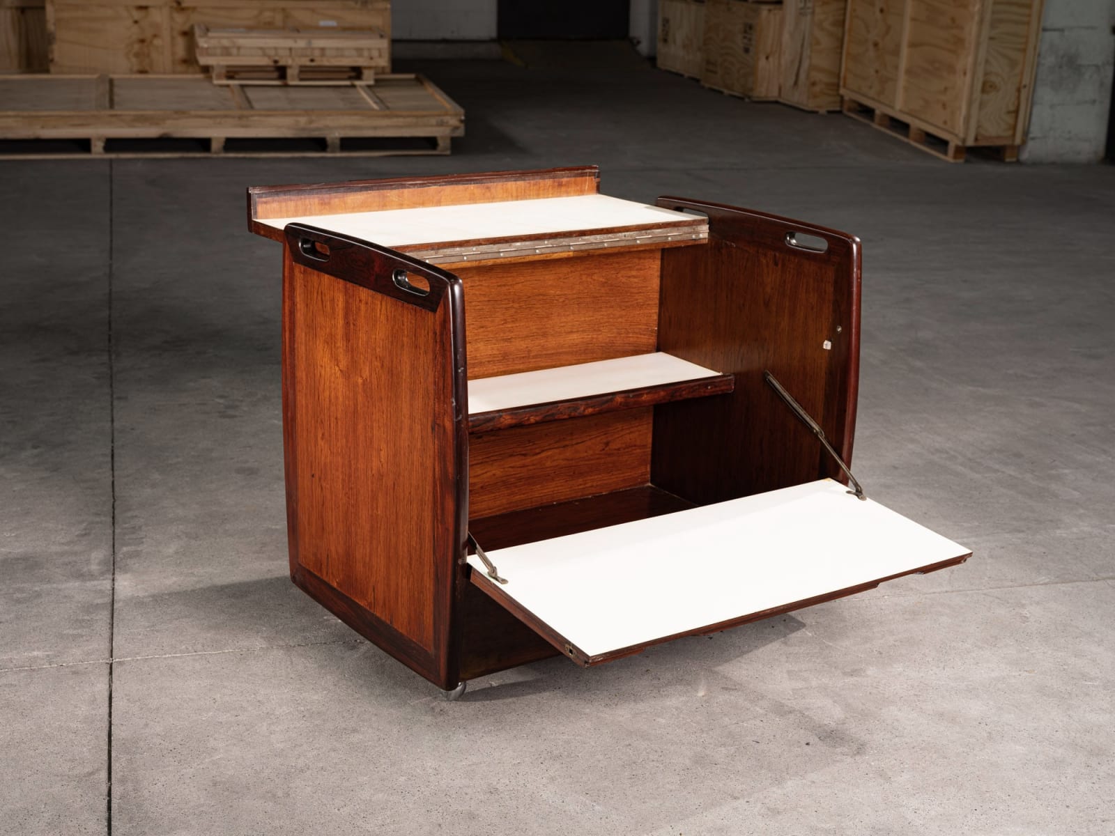Sergio Rodrigues, Chariot Bar/ Bar Cart, c. 1960