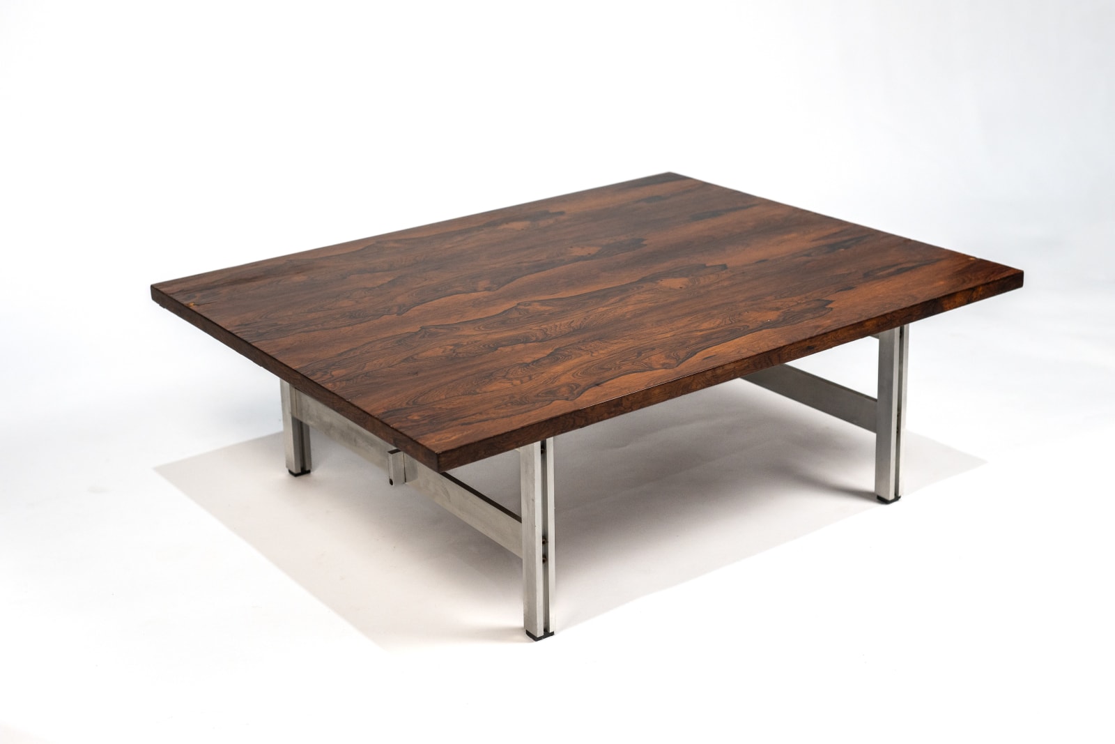 Liceu de Artes e Oficios, Table basse, c. 1960