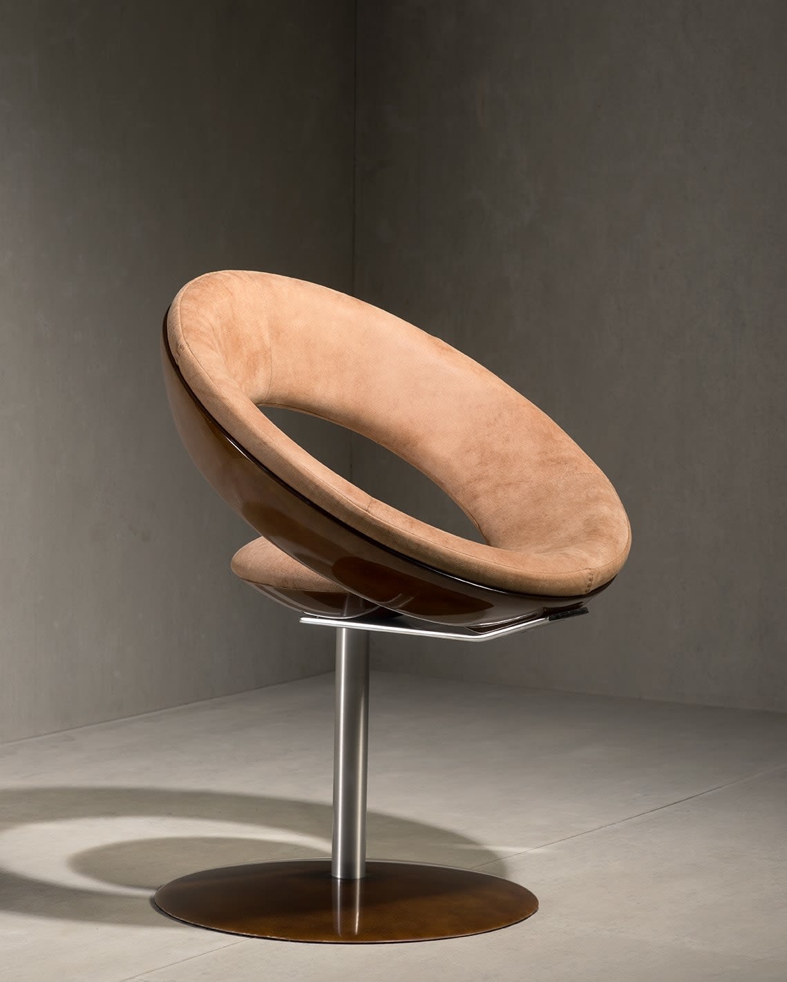Ricardo Fasanello, Chaise de salle à manger "Anel"/ "Anel" Dinning Chair , c. 1970