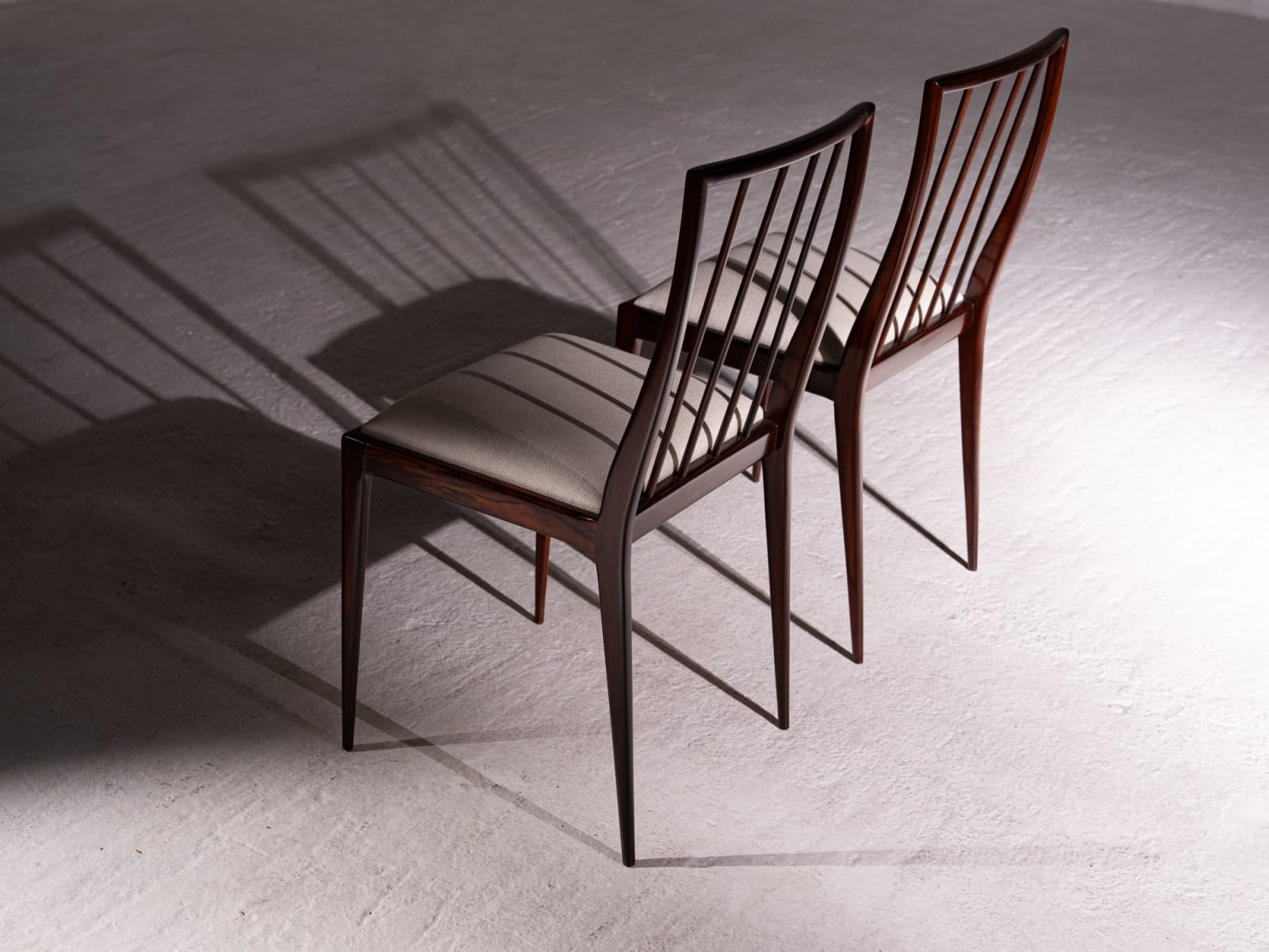 Geraldo de Barros, Paire de fauteuils/ Pair of chaises, c. 1960