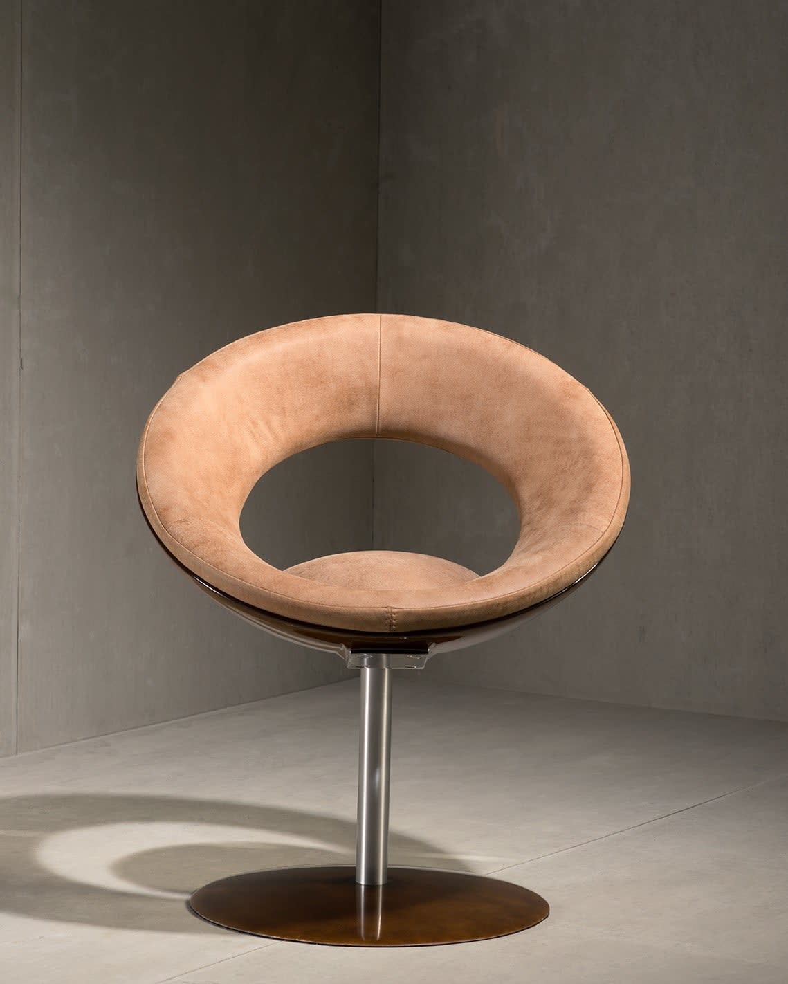 Ricardo Fasanello, Chaise de salle à manger "Anel"/ "Anel" Dinning Chair , c. 1970