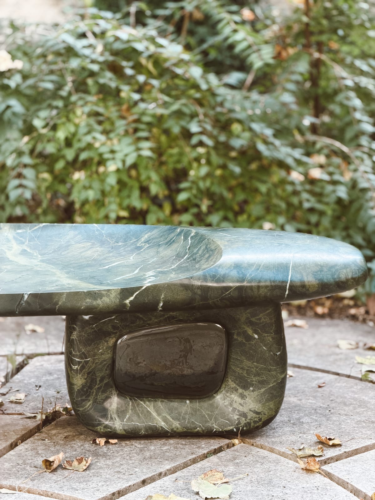 Lucas Recchia, Banc / Bench "Janelas", 2025