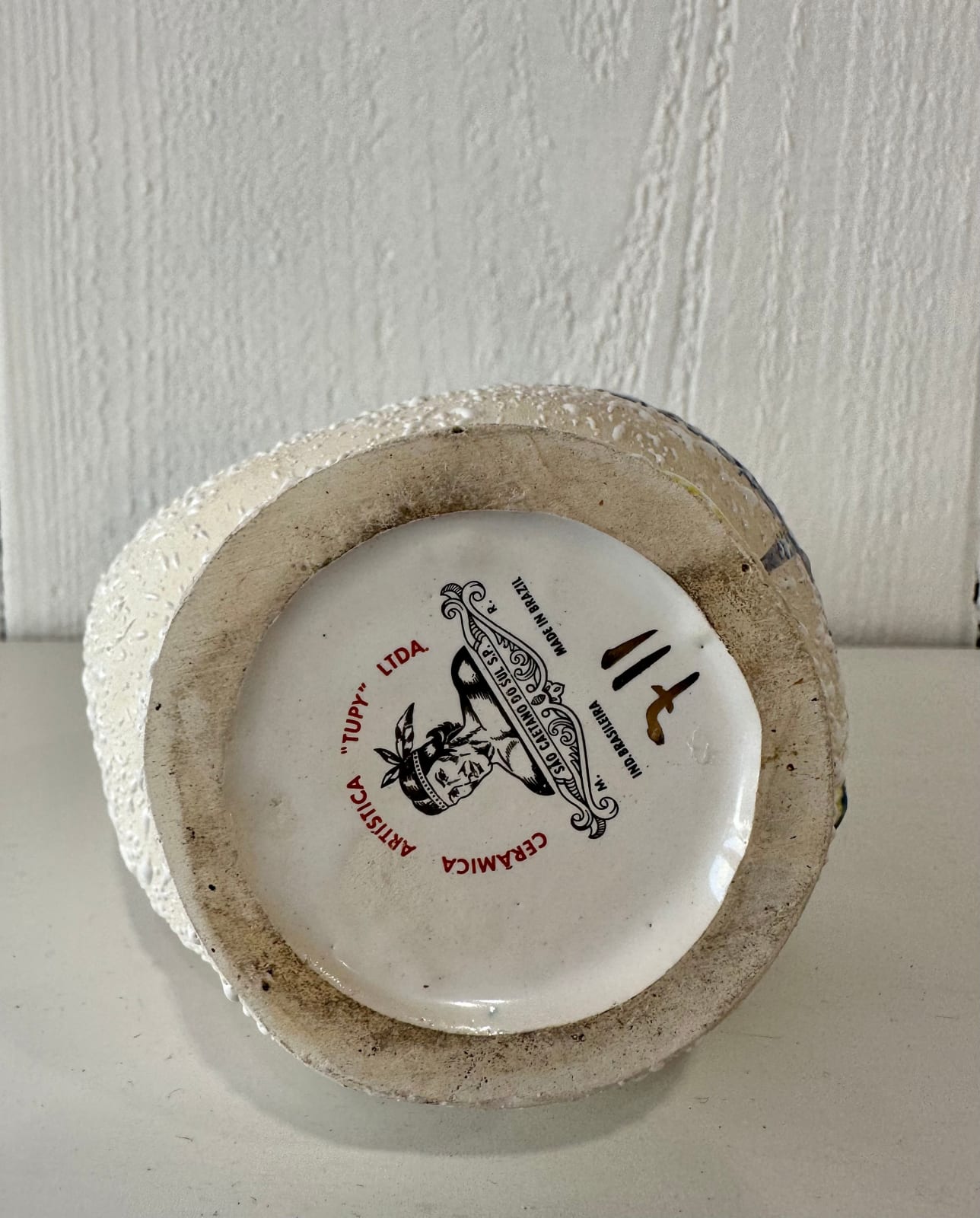Céramique Tupy, Vase solitaire - céramique moderne brésilienne / Solitary vase - Brazilian modern ceramic, c. 1960