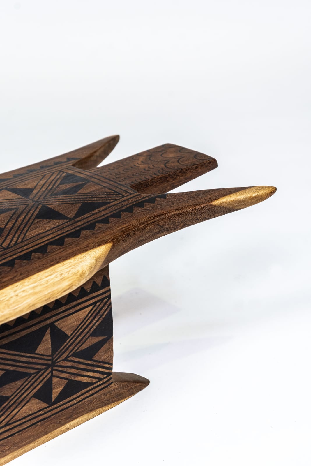 Turuza Wauja, Banc/Sculpture "gaviao" -Oiseau, 2020