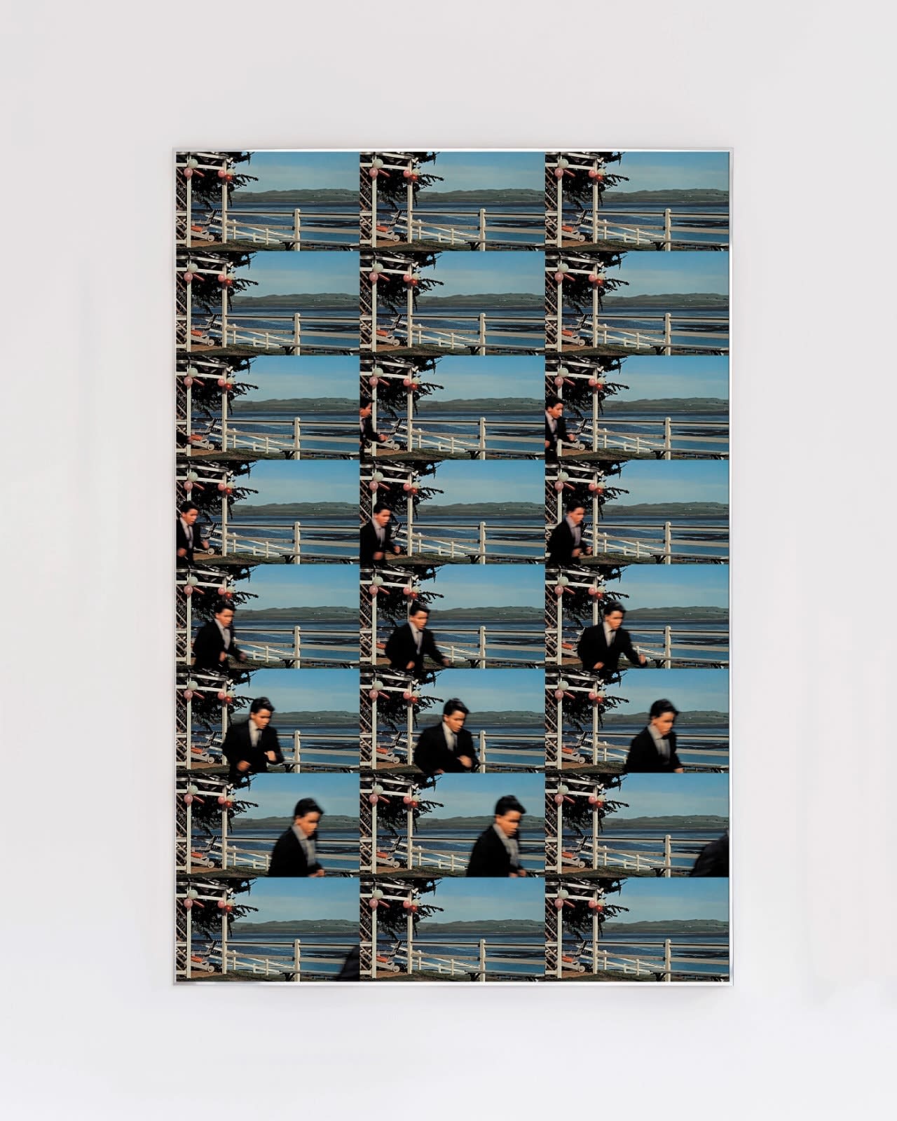 Garrett Pruter, The Birds (00:52:29), 2023, Shown at Brigade Gallery in Copenhagen, Denmark.