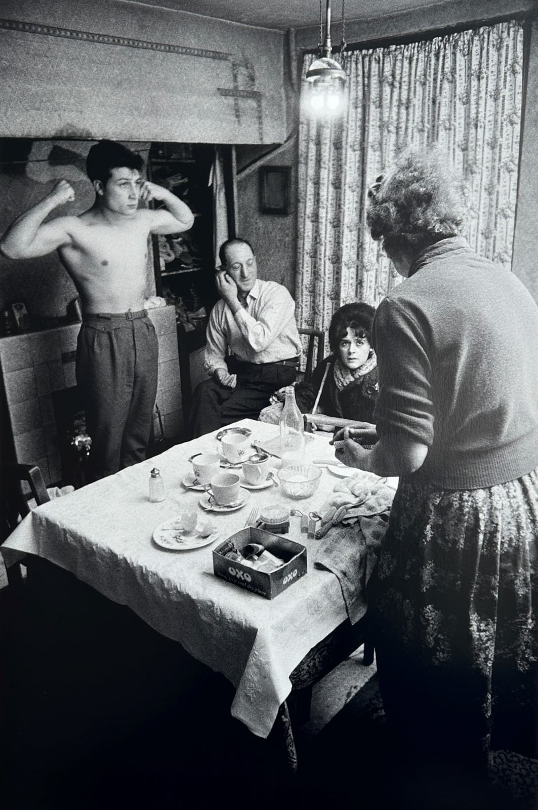 John Bulmer, Family around a table, 1960