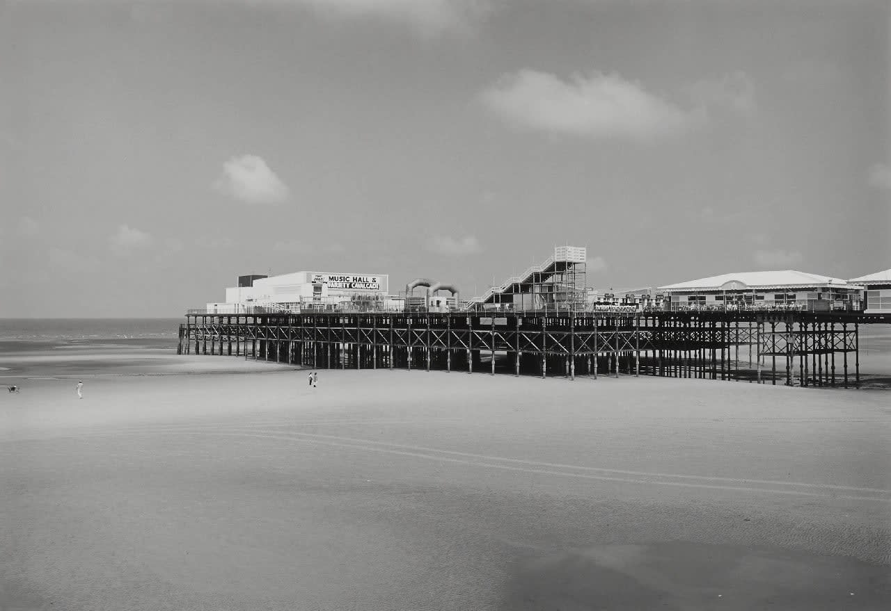 John Davies, South Pier, Blackpool, 1987, 1987